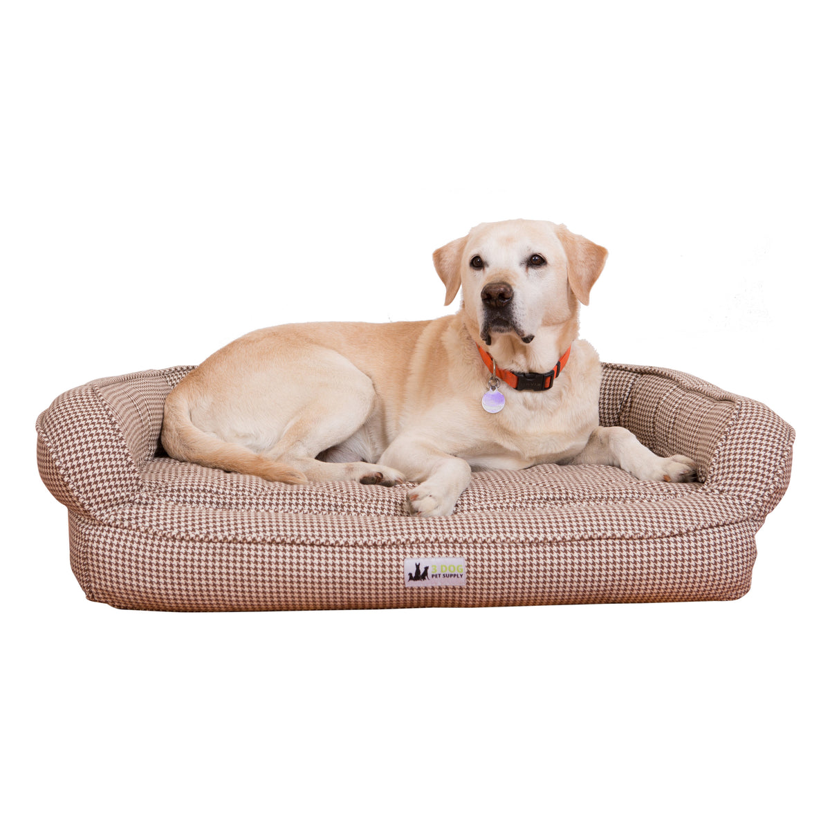 http://3dogpetsupply.com/cdn/shop/products/brndthoundnelsonsilo_1200x1200.jpg?v=1636553196